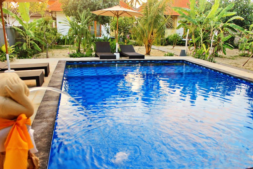 Hokita Home Stay Nusa Lembongan Exterior foto